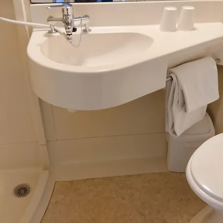 Hotel Initial By Balladins Sur Sarthe