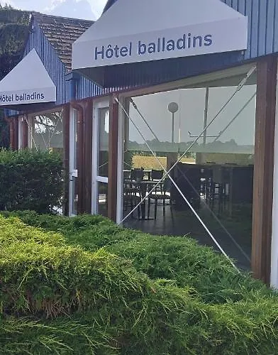 Initial By Balladins Sur Sarthe 2*